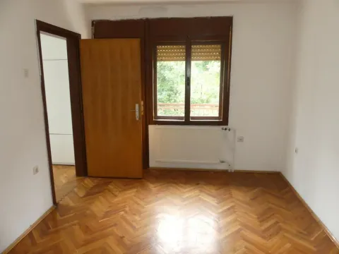 Sale, house, 250m², Strelište, Jagodina - image 16