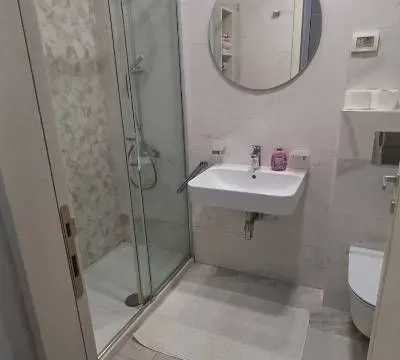 Izdavanje, jednosoban stan, 41m², Central Point, Podgorica - image 6