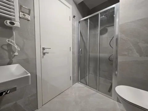Rent, apartment, 95m², Central Point, Podgorica - image 5