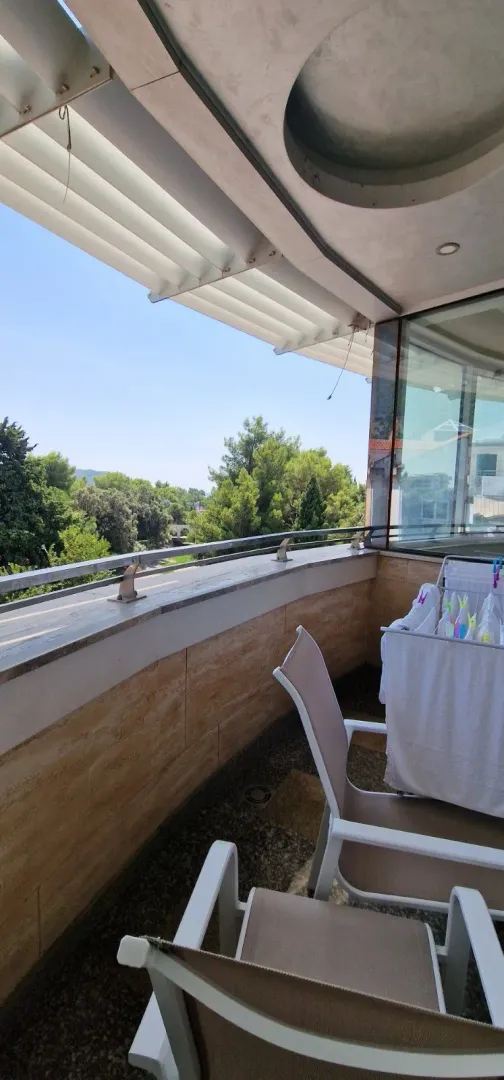 Izdavanje, dvosoban stan, 112m², Budva, Crna Gora