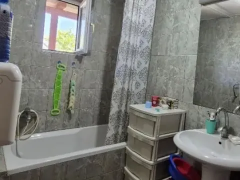 Prodaja, kuća, 244m², Čenej, Novi Sad Sve Podlokacije - image 5