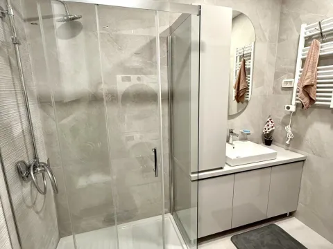 Rent, two bedroom apartment, 72m², Central Point, Podgorica - image 11
