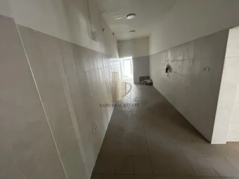 Izdavanje, poslovni prostor, 180m², Autokomanda, Voždovac Sve Podlokacije - image 8