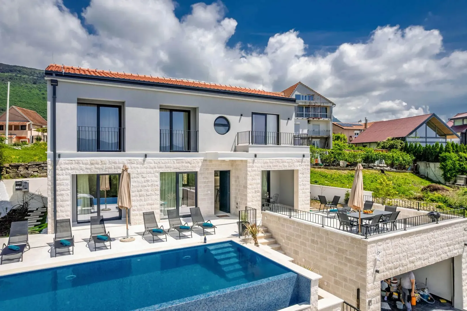 Prodaja, kuća, 250m², Mrčevac, Tivat
