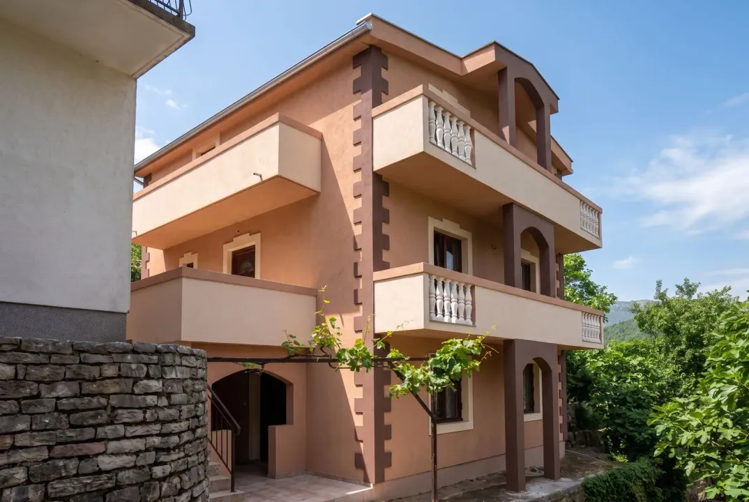 Sale, house, 198m², Tivat, Crna Gora
