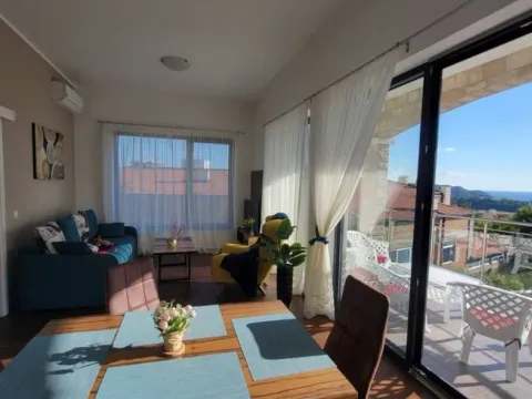 Prodaja, dvosoban stan, 96m², Ivanovići, Budva