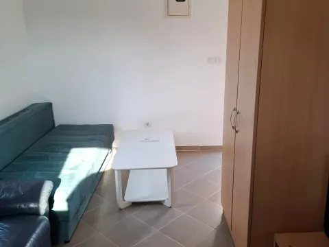 Rent, studio apartment, 20m², Polje, Bar - image 2