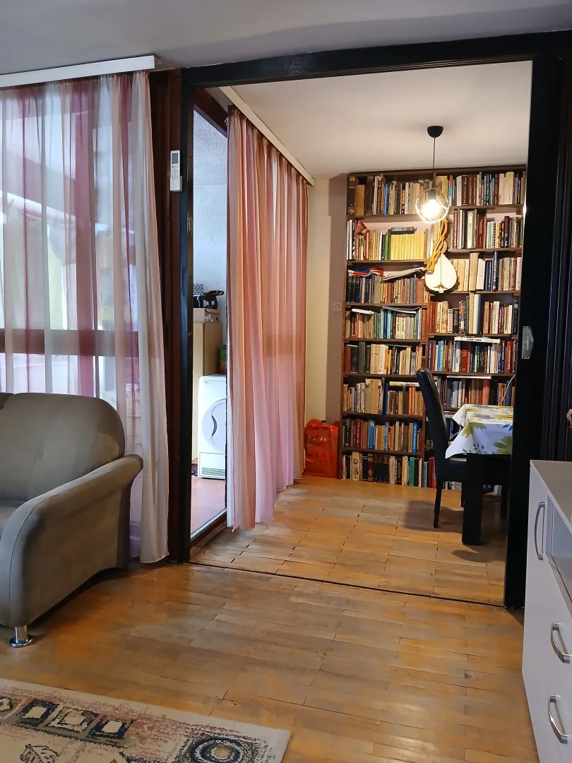 Prodaja, dvosoban stan, 77m², Blok 5, Podgorica
