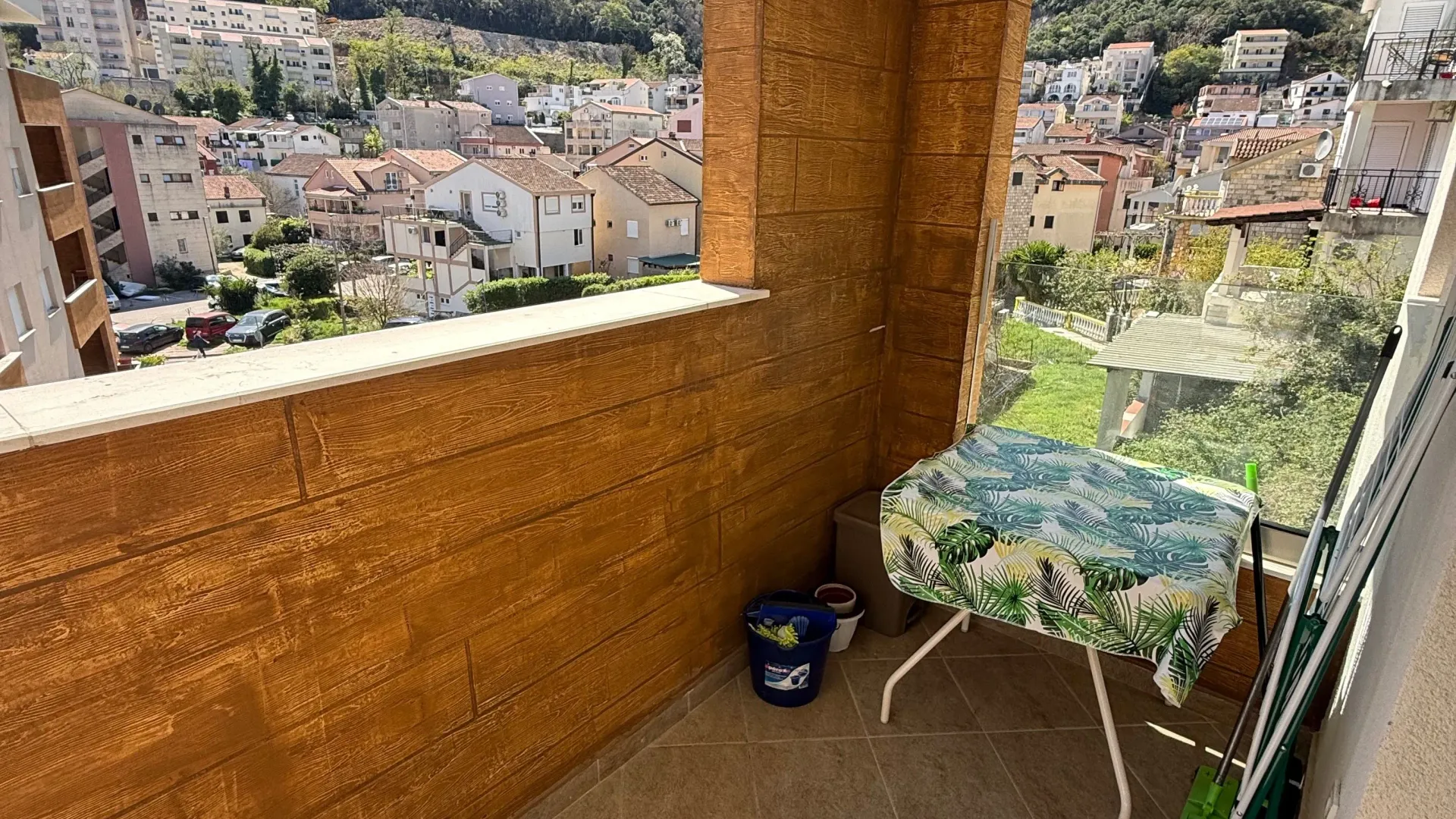 Rent, two bedroom apartment, 65m², Babin Do, Budva