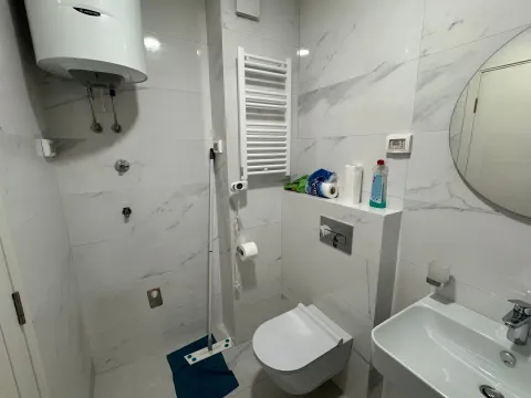 Sale, one bedroom apartment, 40m², Central Point, Podgorica - image 8