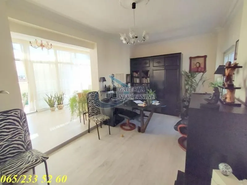 Sale, apartment, 208m², Stari Grad, Beograd