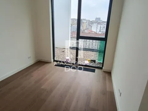 Izdavanje, stan, 250m², Savski Venac, Beograd - image 16