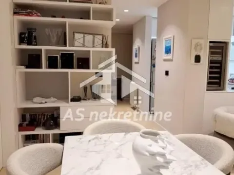Izdavanje, četvorosoban stan, 103m², Stari Grad, Beograd - image 4
