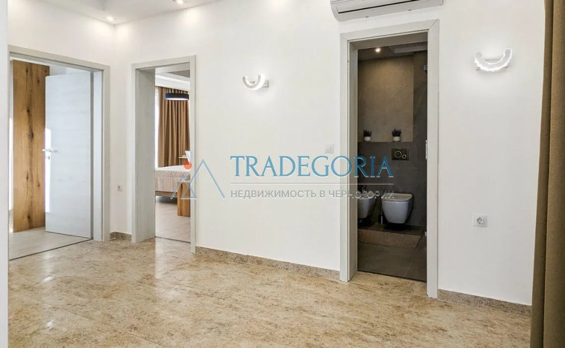 Prodaja, kuća, 365m², Utjeha, Ulcinj