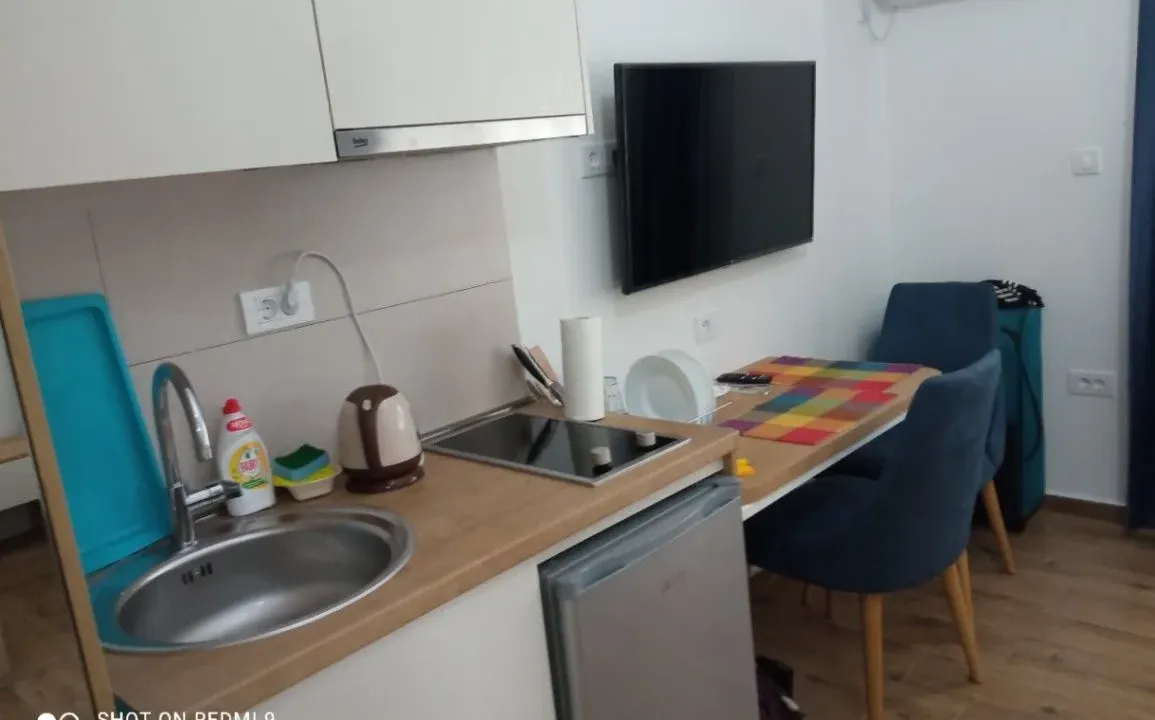 Izdavanje, garsonjera, 24m², Centar, Budva