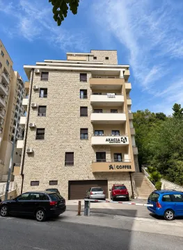 Stan in Bečići