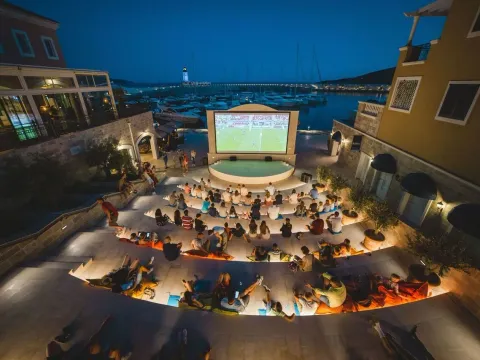 Prodaja, jednosoban stan, 61m², Tivat, Crna Gora - image 6