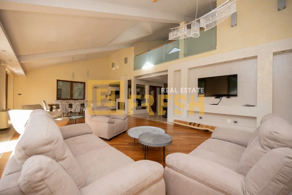 Rent, house, 380m², Mareza, Podgorica