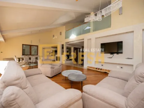 Rent, house, 380m², Mareza, Podgorica - image 40