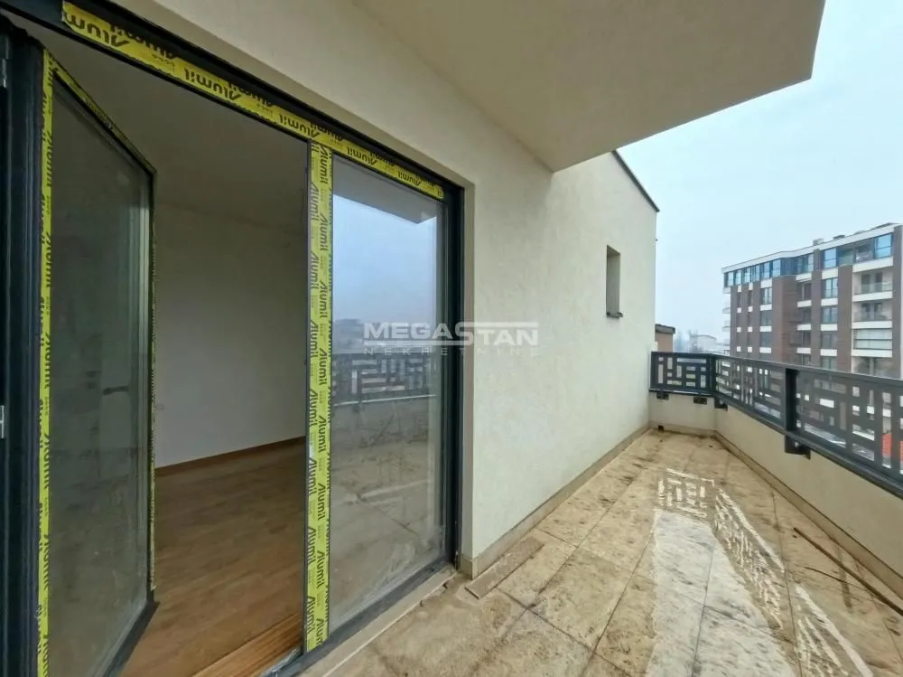 Sale, apartment, 144m², Autokomanda, Voždovac Sve Podlokacije