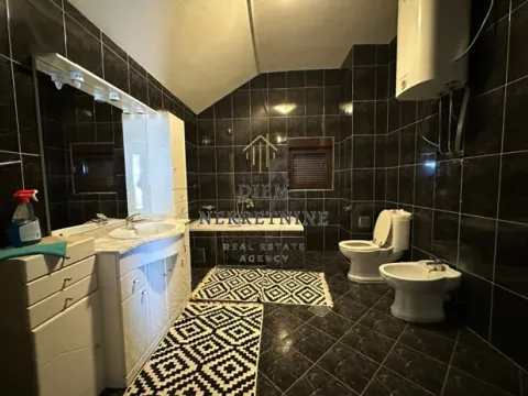 Rent, apartment, 280m², Gorica C, Podgorica - image 18