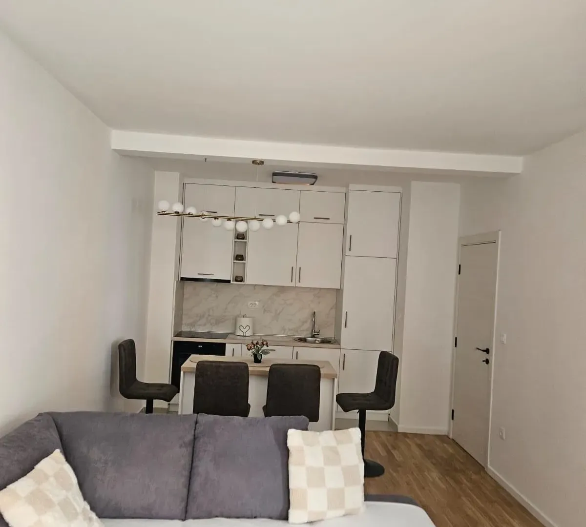Rent, two bedroom apartment, 65m², Stari Aerodrom, Podgorica