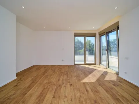 Sale, two bedroom apartment, 111m², Mrčevac, Tivat - image 5