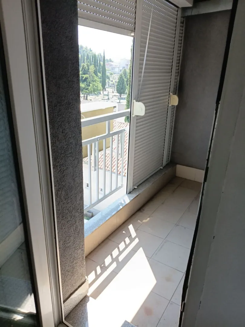 Izdavanje, parking/garaža, 43m², Krivi Most, Podgorica