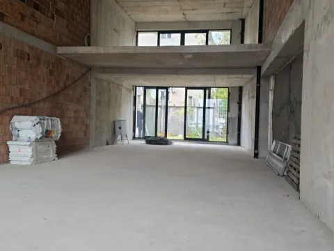 Rent, office space, 124m², Centar, Podgorica - image 3