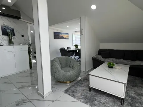 Rent, two bedroom apartment, 72m², Popovići, Bar - image 3