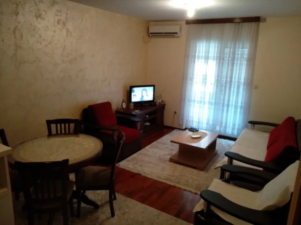 Rent, one bedroom apartment, 45m², Stari Aerodrom, Podgorica