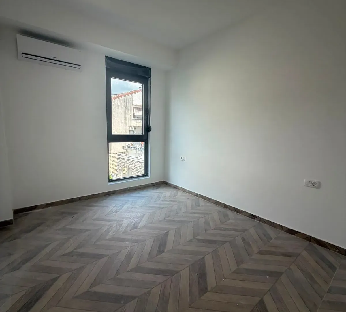 Prodaja, jednosoban stan, 53m², Centar, Budva