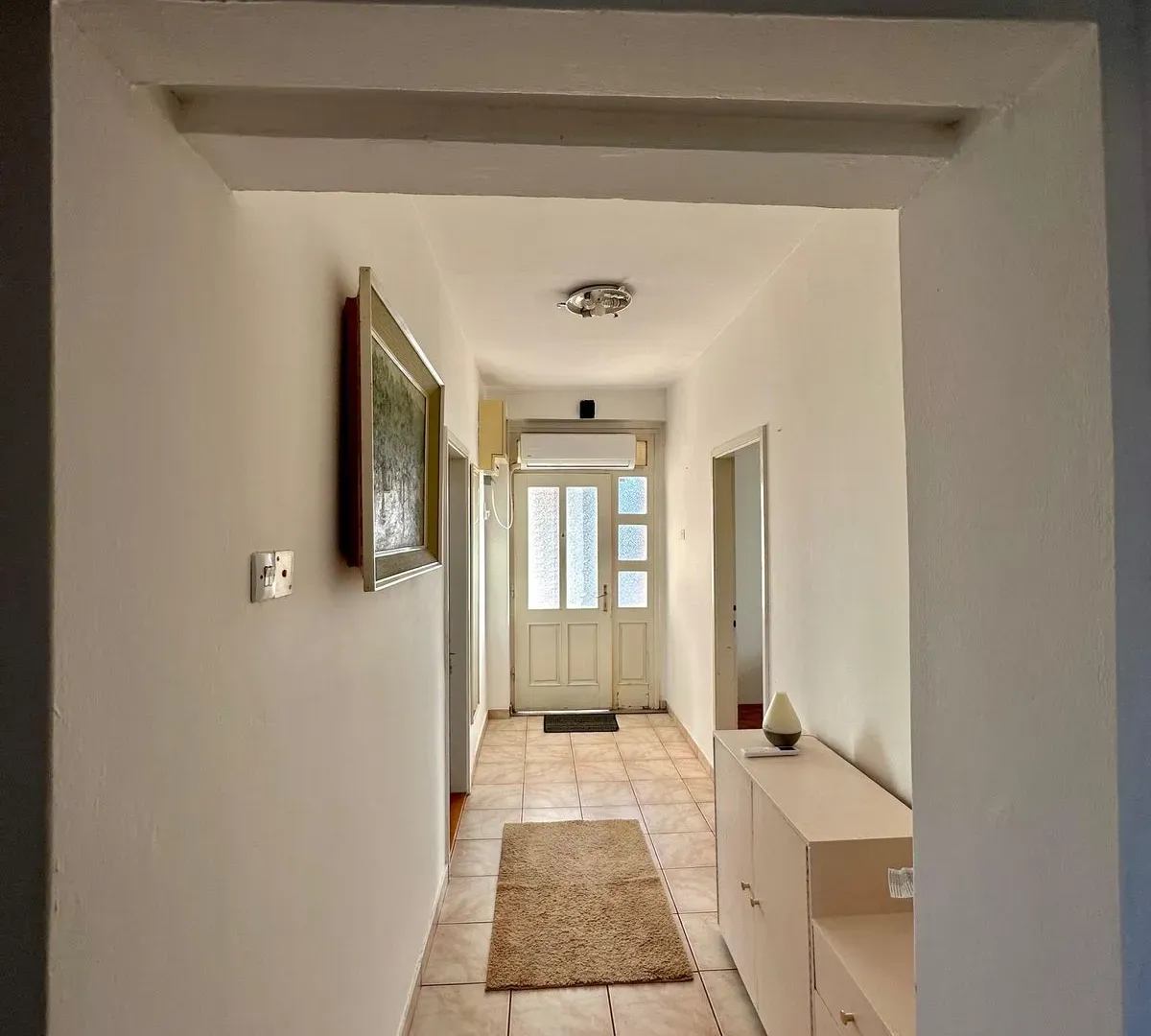 Izdavanje, trosoban stan, 107m², Masline, Podgorica