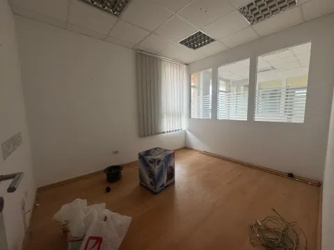 Sale, office space, 74m², Seljanovo, Tivat - image 5