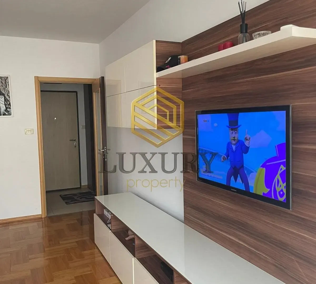 Izdavanje, jednosoban stan, 30m², Centar, Podgorica