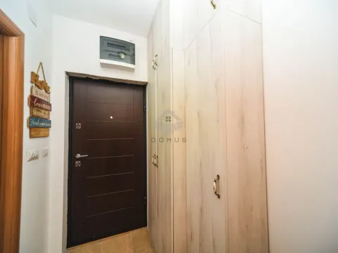 Rent, one bedroom apartment, 40m², Ljubović, Podgorica - image 10