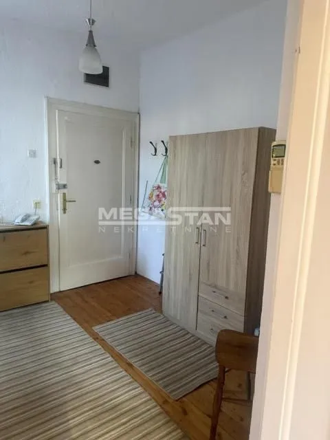 Izdavanje, jednosoban stan, 38m², Južni Bulevar, Vračar Sve Podlokacije