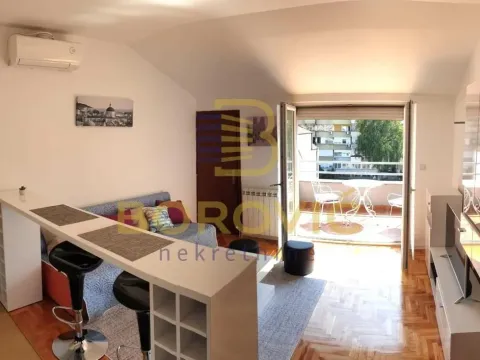 Sale, two bedroom apartment, 40m², Uciteljsko Naselje, Zvezdara Sve Podlokacije - image 4