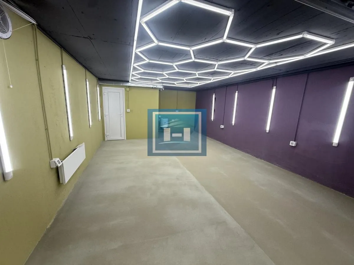Rent, parking/garage, 58m², Centar, Ćuprija