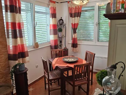 Sale, one bedroom apartment, 32m², Babin Do, Budva - image 5