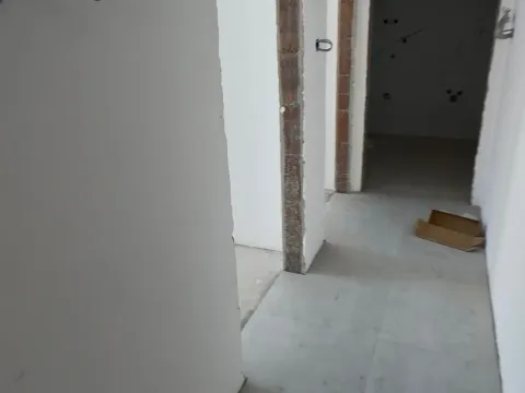 Prodaja, dvosoban stan, 64m², Stari Aerodrom, Podgorica - image 8