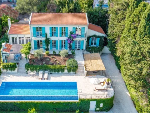 Prodaja, kuća, 198m², Baošići, Herceg Novi