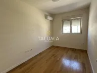 Prodaja, dvosoban stan, 68m², City Kvart, Podgorica - image 2