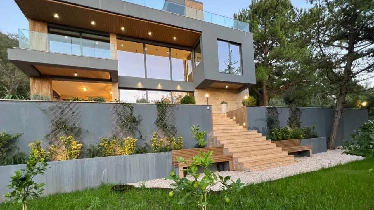 Prodaja, kuća, 480m², Kava, Tivat