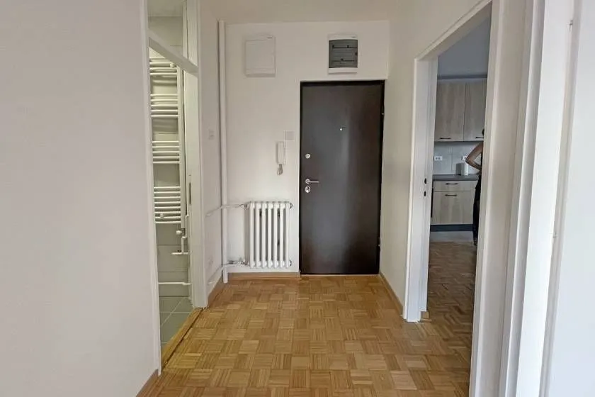 Rent, two bedroom apartment, 57m², Čukarica, Beograd