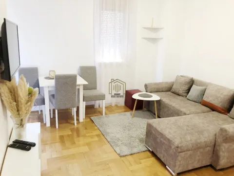Rent, one bedroom apartment, 36m², Stari Aerodrom, Podgorica - image 1