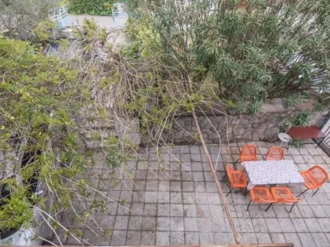 Prodaja, kuća, 220m², Tivat, Crna Gora - image 2