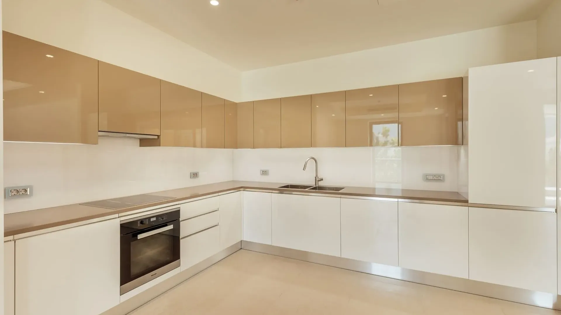 Prodaja, dvosoban stan, 171m², Portonovi, Herceg Novi