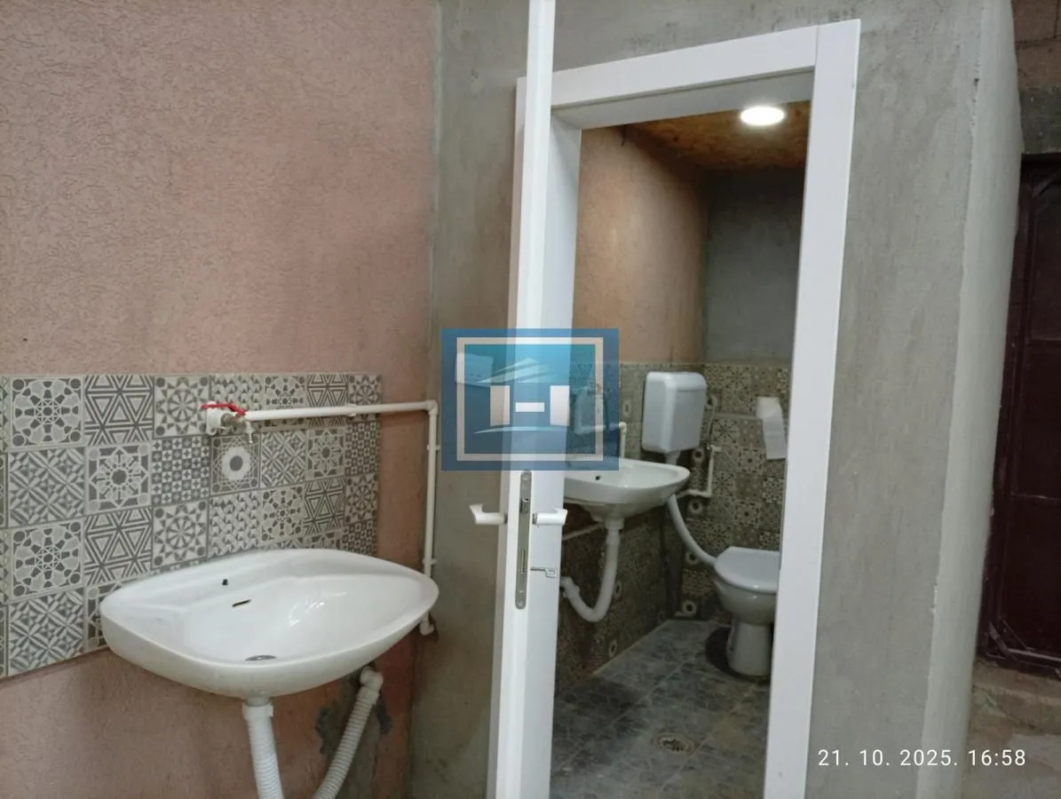 Rent, office space, 200m², Paraćin, Srbija