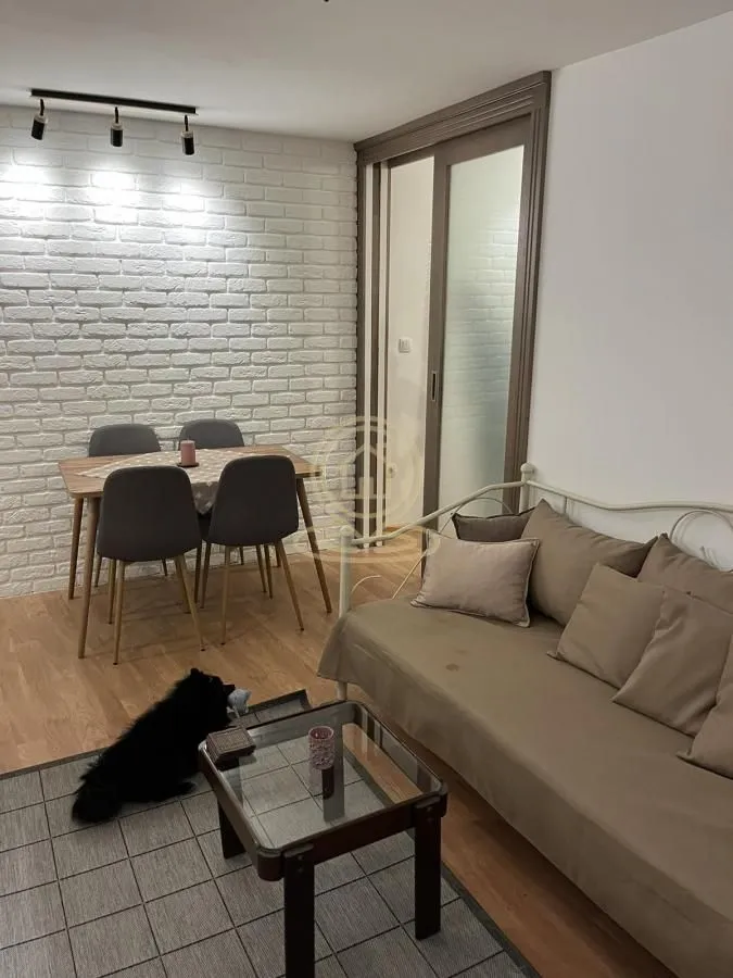 Prodaja, jednosoban stan, 36m², Stari Grad, Beograd